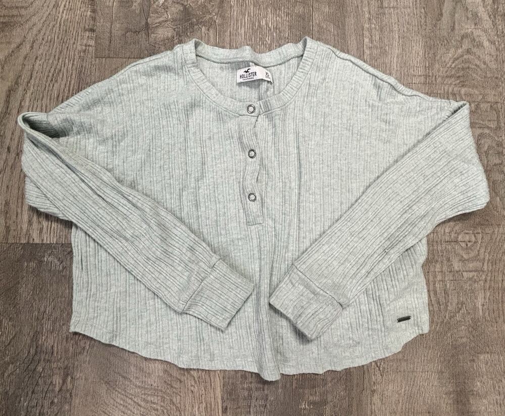 Hollister Y2K Women Crop Top XSmall Long Sleeve 3 Snap Ribbed Henley Sage Green